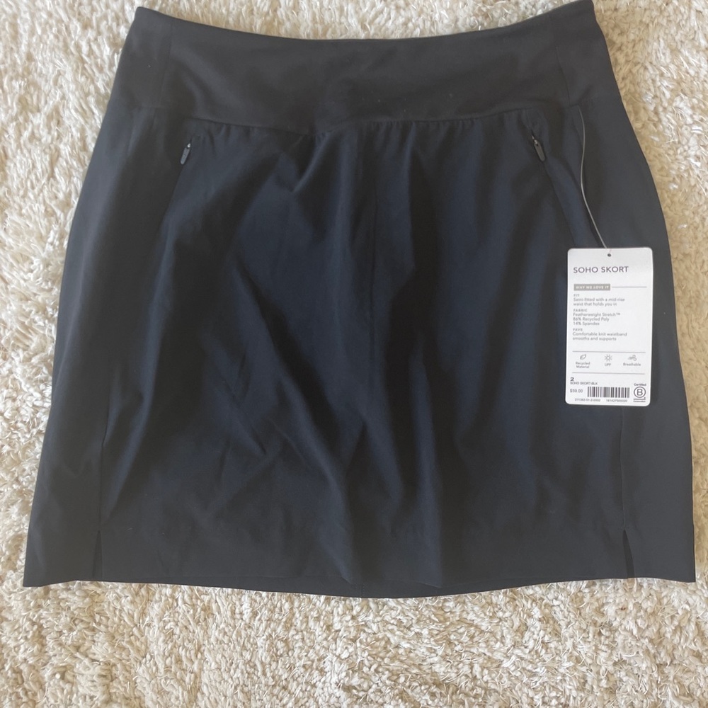 Athleta SOHO Skorts  Size 2 NWT Black
